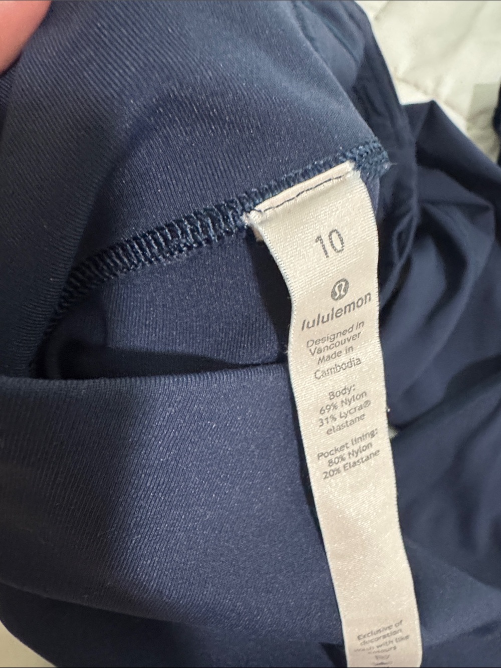Lululemon Navy High-Rise Leggings - Picture 2 of 4